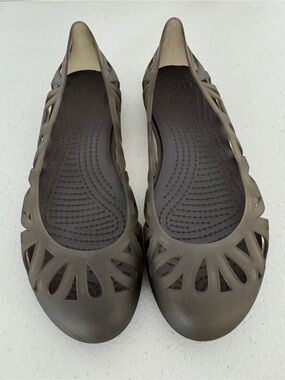 Crocs Adrina Laser Cut out Bronze Slip On Jelly Ballet Flats Sz. 7
